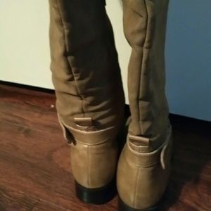 Riding boots